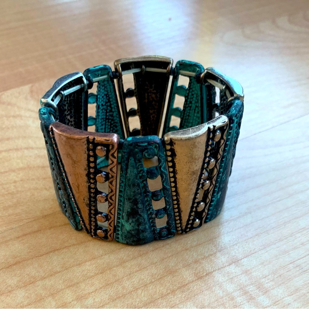 Multiple metal bracelet